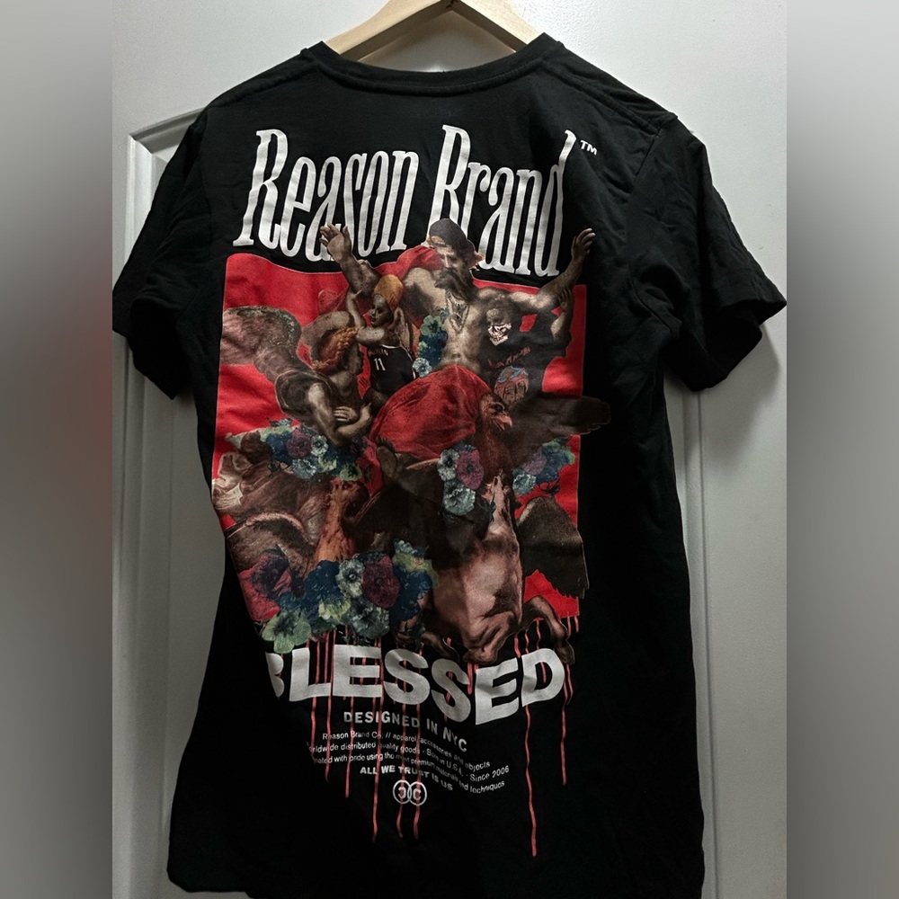 Graphic t-shirt